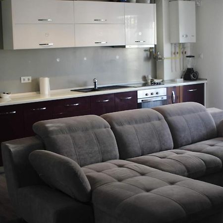 Stefanos Apartament Бая-Маре Екстер'єр фото